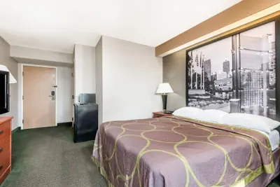 Photo 3 - Super 8 by Wyndham Jasper