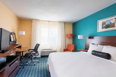 Photo 2 - Fairfield Inn & Suites Holland