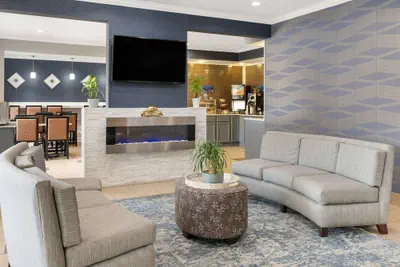 Photo 4 - Best Western Kokomo Hotel