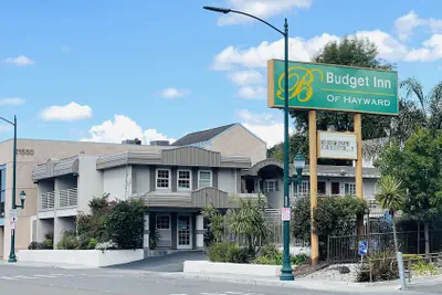 Photo 2 - Budget Inn of Hayward