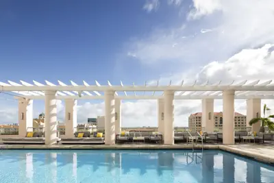 Photo 2 - Hotel Colonnade Coral Gables, Autograph Collection
