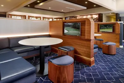 Photo 3 - Courtyard by Marriott Charlottesville