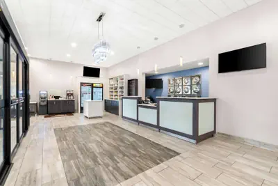 Photo 3 - Best Western Fairfax