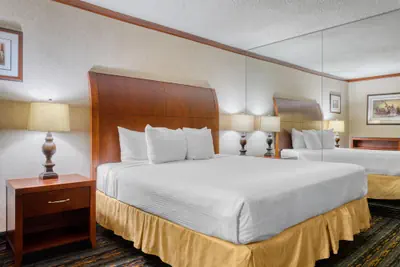 Photo 2 - Best Western Fairfax