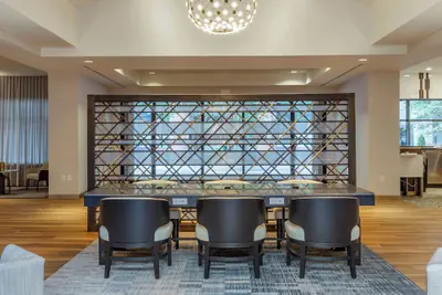 Photo 5 - Sheraton Suites Old Town Alexandria