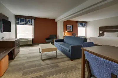 Photo 4 - Holiday Inn Express Voorhees - Mt. Laurel  by IHG