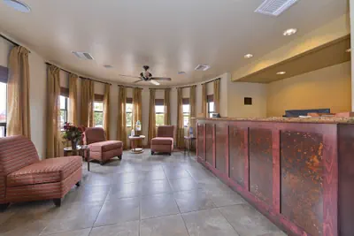 Photo 4 - Best Western Cottonwood Inn