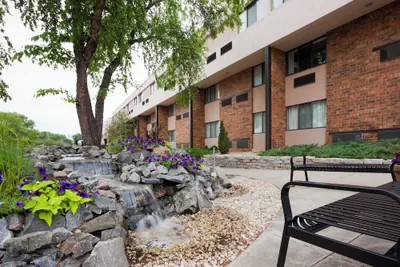 Photo 2 - Holiday Inn & Suites St. Cloud by IHG