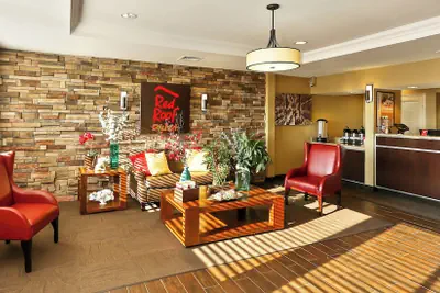 Photo 2 - Red Roof Inn PLUS+ Washington DC - Rockville