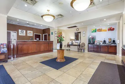 Photo 4 - Quality Inn Vienna - Tysons Corner