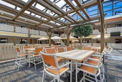 Photo 5 - Best Western Plus Dubuque Hotel & Conference Center