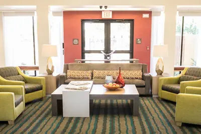 Photo 3 - Hampton Inn & Suites Tempe/Phoenix Airport, AZ