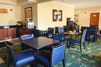 Photo 5 - AmericInn by Wyndham Topeka