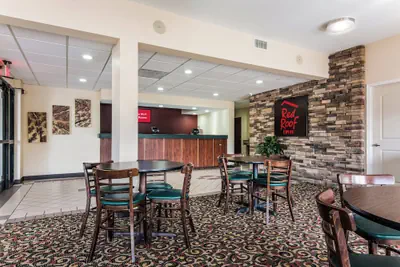 Photo 4 - Red Roof Inn Texarkana