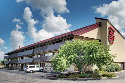 Photo 2 - Red Roof Inn St Louis - Westport/ Maryland Heights