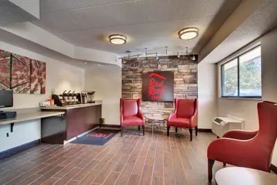 Photo 3 - Red Roof Inn St Louis - Westport/ Maryland Heights