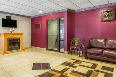 Photo 4 - Quality Inn Ozona I-10