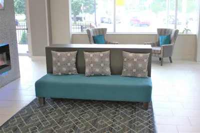 Photo 3 - La Quinta Inn & Suites by Wyndham Indianapolis Downtown