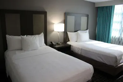 Photo 5 - La Quinta Inn & Suites by Wyndham Indianapolis Downtown