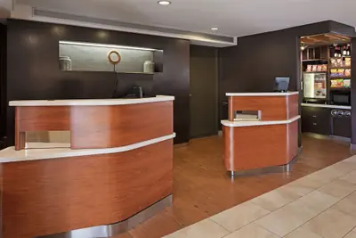 Photo 3 - Courtyard by Marriott San Diego Del Mar/Solana Beach