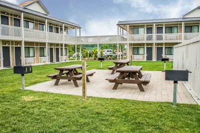 Photo 2 - Quality Inn Cambridge