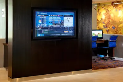 Photo 2 - Courtyard by Marriott Cincinnati Blue Ash