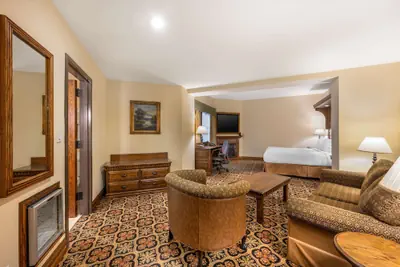 Photo 2 - Best Western Premier Mariemont Inn