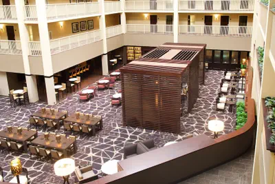 Photo 4 - Embassy Suites by Hilton Philadelphia Airport