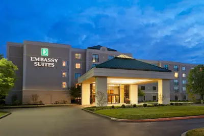 Photo 2 - Embassy Suites by Hilton Philadelphia Airport