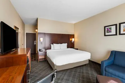 Photo 5 - Comfort Inn Roswell-Dunwoody