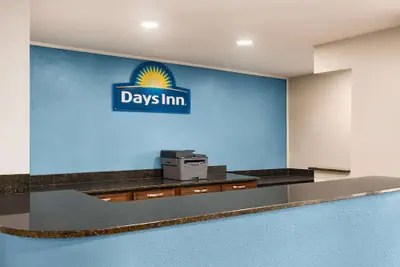 Photo 3 - Days Inn by Wyndham Demopolis