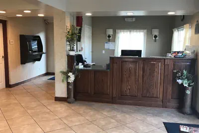 Photo 5 - Days Inn by Wyndham Cave City