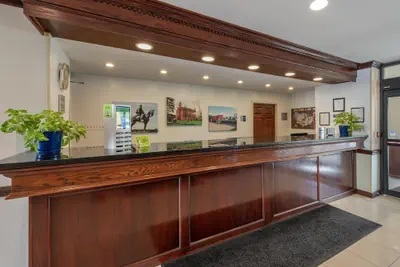Photo 4 - Best Western Battlefield Inn-Manassas