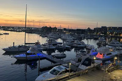 Photo 2 - The Newport Harbor Hotel & Marina