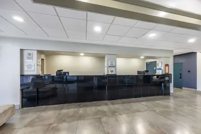 Photo 5 - Clarion Inn Murfreesboro Old Fort Pkwy
