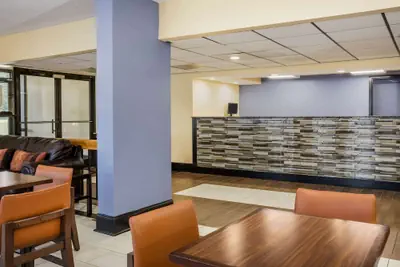 Photo 4 - Days Inn by Wyndham Wilson