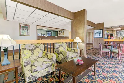 Photo 3 - Days Inn by Wyndham Wilson