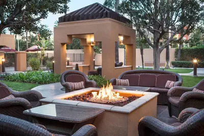 Photo 2 - Courtyard by Marriott John Wayne Airport/Orange County