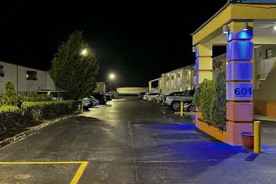 Photo 2 - Rodeway Inn Augusta West - Fort Gordon