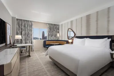 Photo 2 - Loews Nashville Hotel at Vanderbilt Plaza