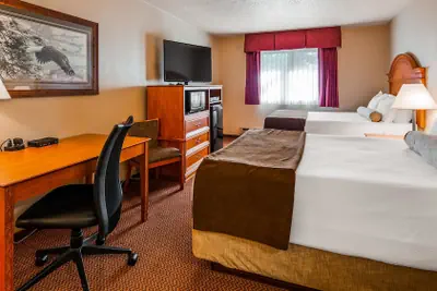 Photo 5 - Best Western Bidarka Inn