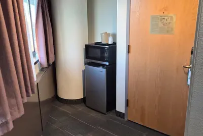 Photo 4 - Alex Hotel & Suites Anchorage Airport