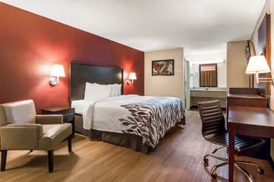 Photo 4 - Red Roof Inn Acworth - Emerson/ LakePoint South