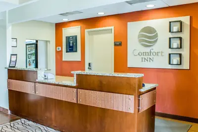 Photo 2 - Comfort Inn Fayetteville near Fort Bragg