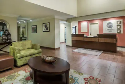 Photo 4 - Comfort Inn Fayetteville near Fort Bragg