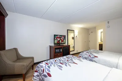 Photo 5 - Red Roof Inn Meriden