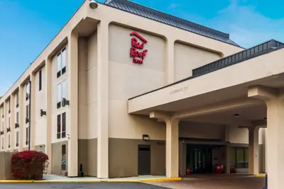 Photo 2 - Red Roof Inn Meriden