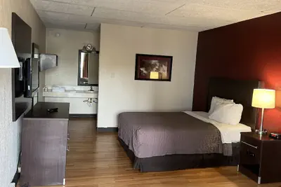 Photo 4 - Knights Inn Ashland