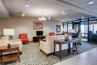 Photo 4 - Comfort Inn & Suites Moss Point Pascagoula