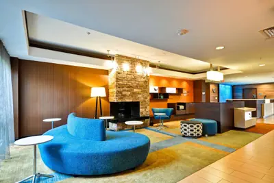 Photo 4 - Fairfield Inn & Suites Dallas Medical/Market Center
